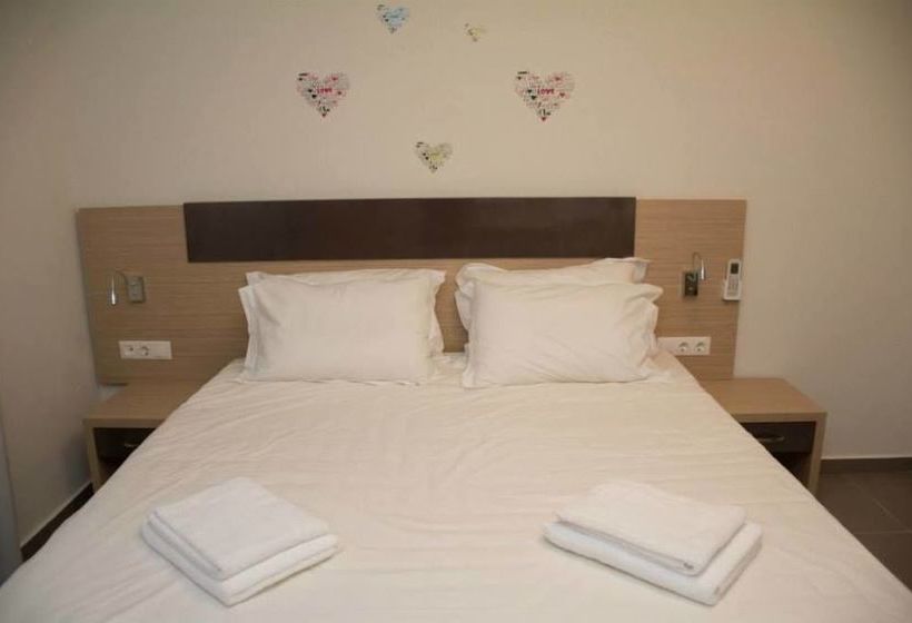 בית מלון כפרי Eco Paralia