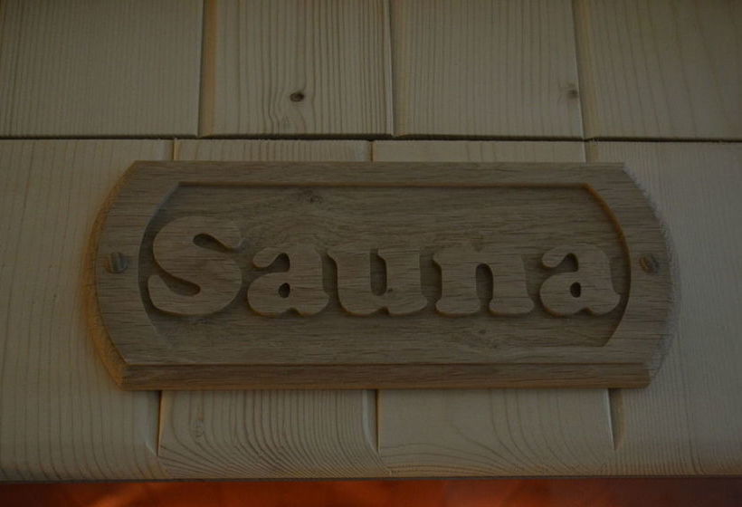 בית מלון כפרי Eco Paralia