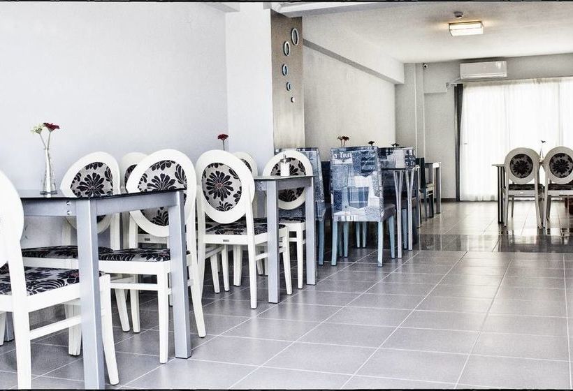 בית מלון כפרי Eco Paralia