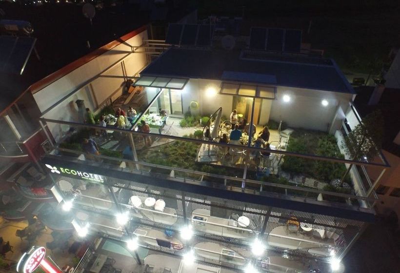 בית מלון כפרי Eco Paralia