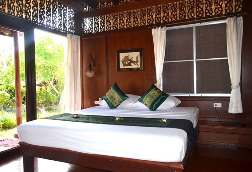 Green Coconut Village