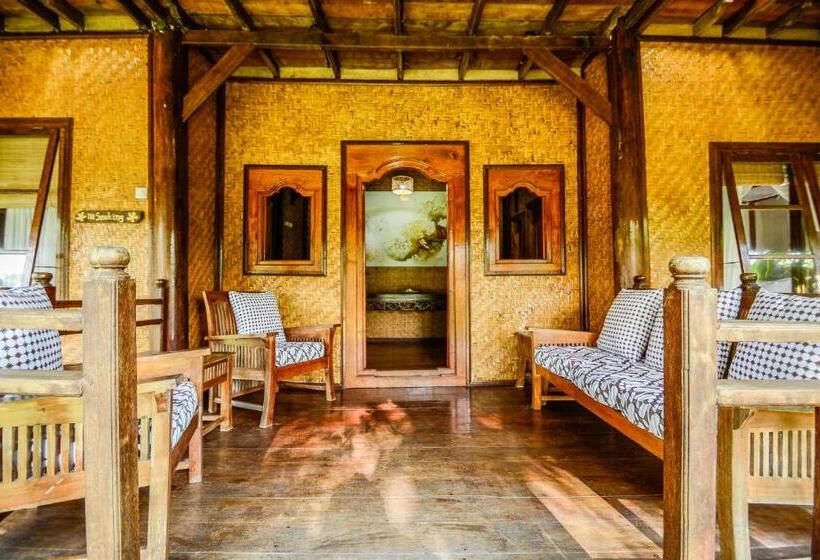 فندق Aashaya Jasri Resort