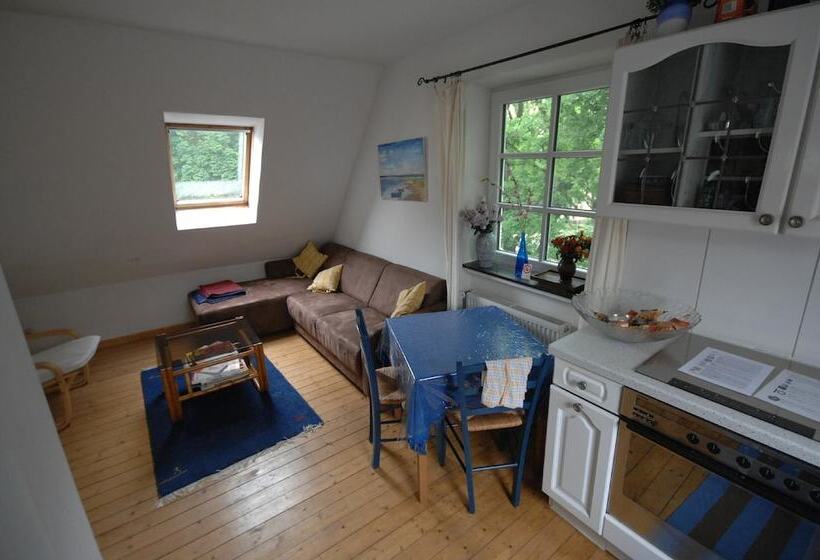 هتل Airportgastehaus Bremen