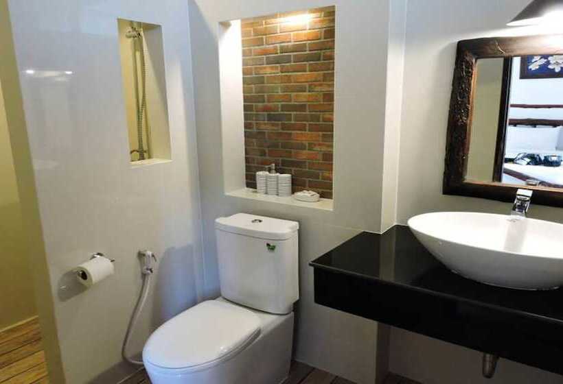 Hotel Alongkot Beach Resort Khanom