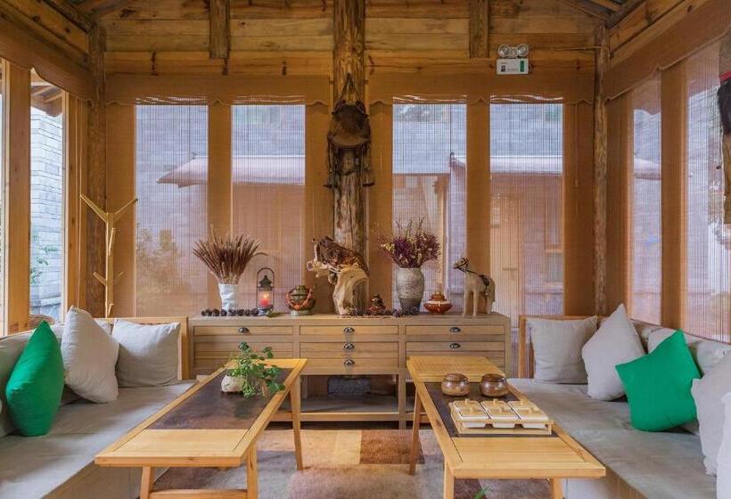 בית מלון כפרי Arro Khampa By Zinc Journey Lijiang