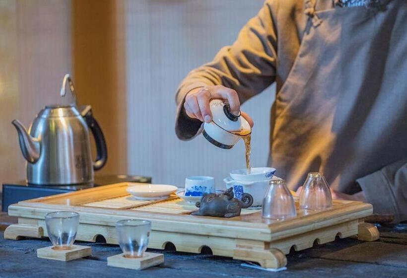 בית מלון כפרי Arro Khampa By Zinc Journey Lijiang