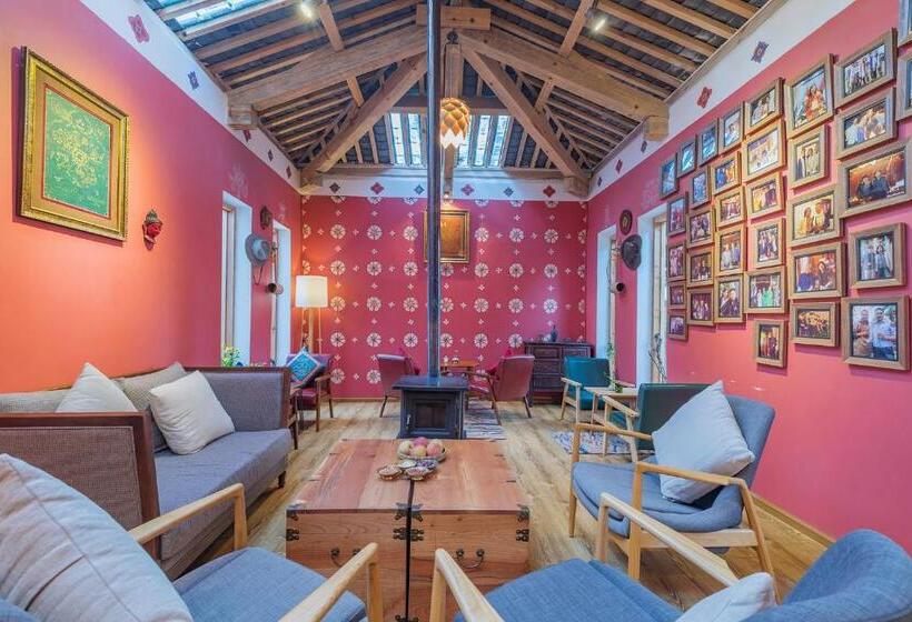 בית מלון כפרי Arro Khampa By Zinc Journey Lijiang