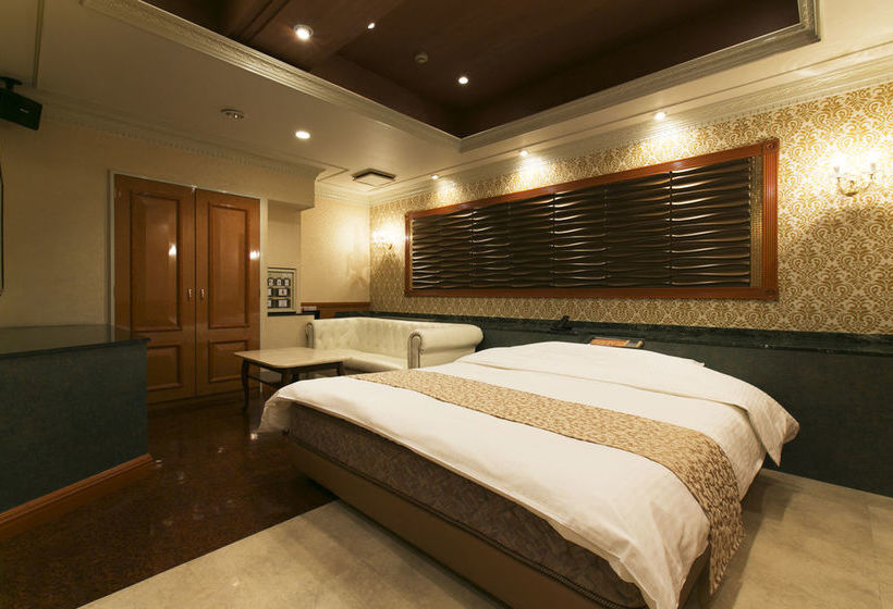 Отель Atlantis Toyonaka - Adults Only