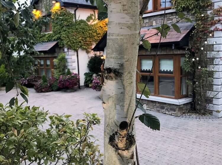 בית מלון כפרי Avlon House Bed And Breakfast