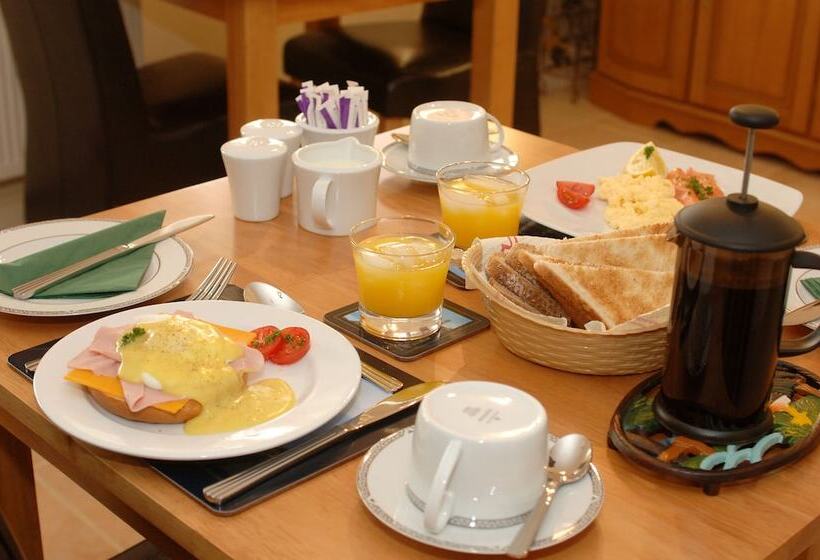 בית מלון כפרי Avlon House Bed And Breakfast