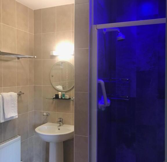 בית מלון כפרי Avlon House Bed And Breakfast