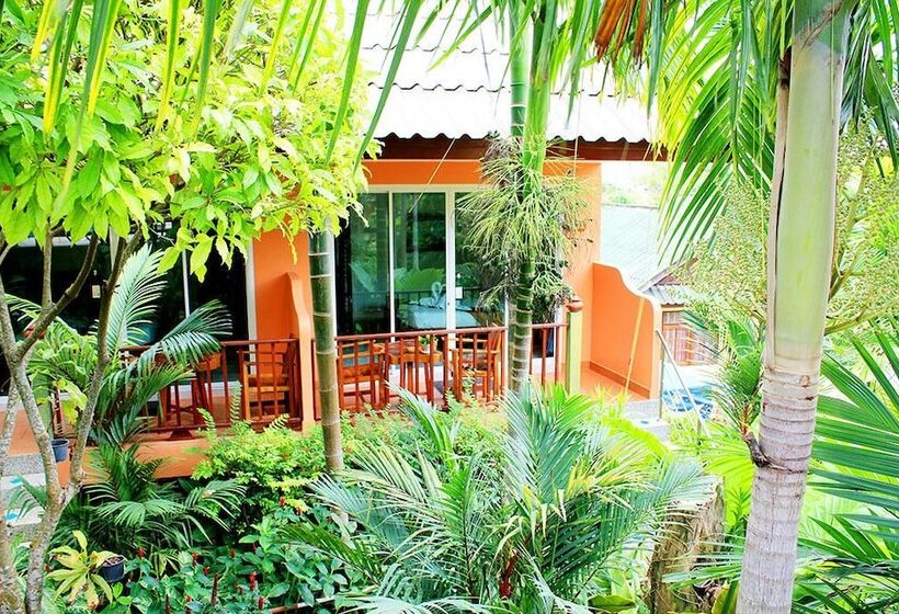 בית מלון כפרי Baan Vanida Garden Resort