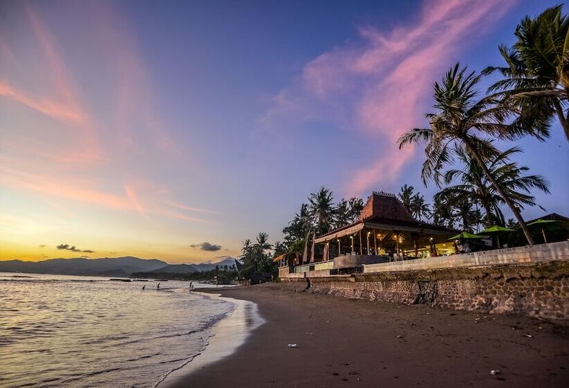 בית מלון כפרי Bali Santi Bungalows