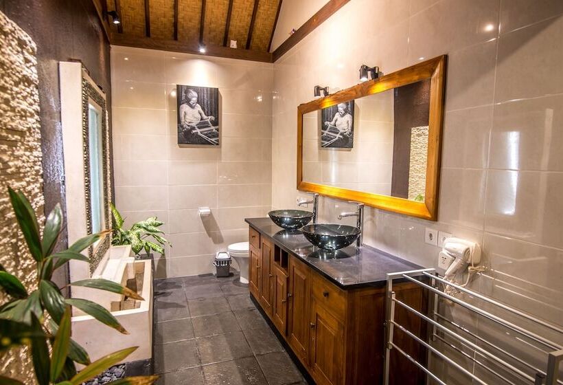 בית מלון כפרי Bali Santi Bungalows