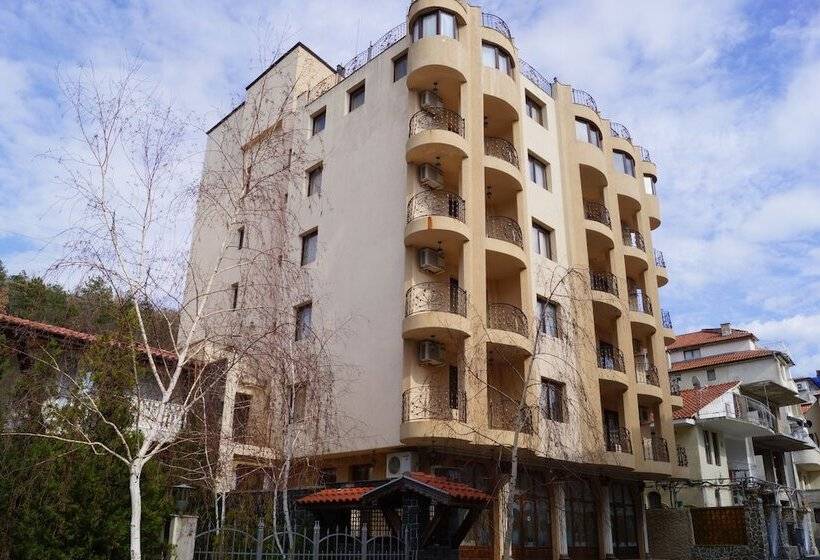 בית מלון כפרי Boutique Troy