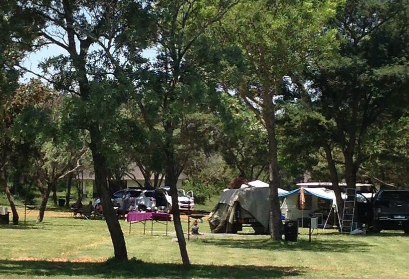 בית מלון כפרי Buyskop Lodge