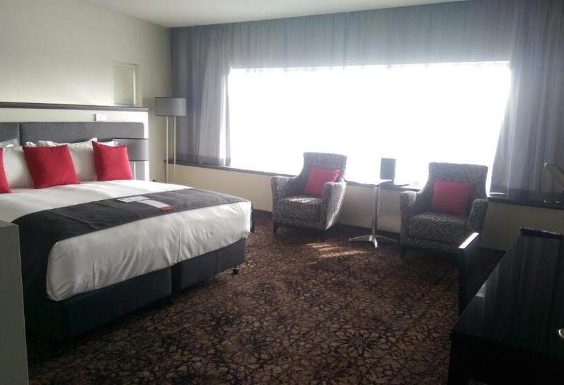 Calamvale Hotel Suites And Conference Centre