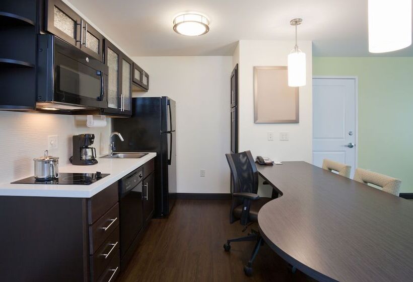 فندق Candlewood Suites Bemidji   Paul Bunyan By Ihg