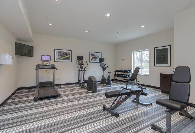 فندق Candlewood Suites Mishawaka, An Ihg