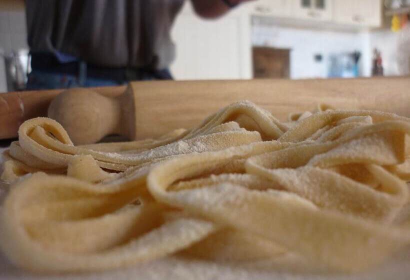 Отель Agriturismo Crocino In Chianti