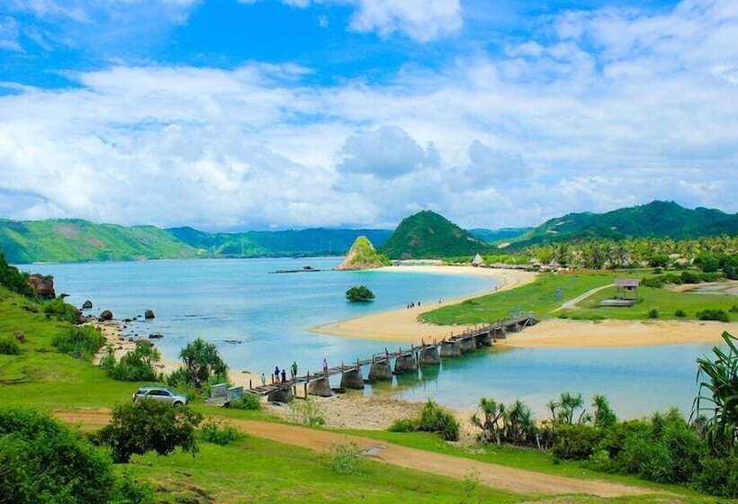 D Max Hotel & Convention Lombok