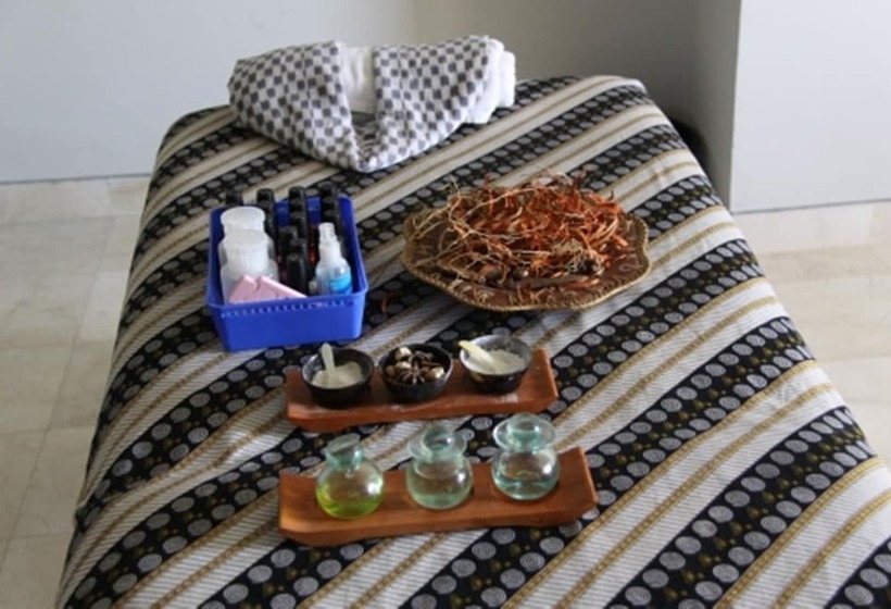 D Max Hotel & Convention Lombok