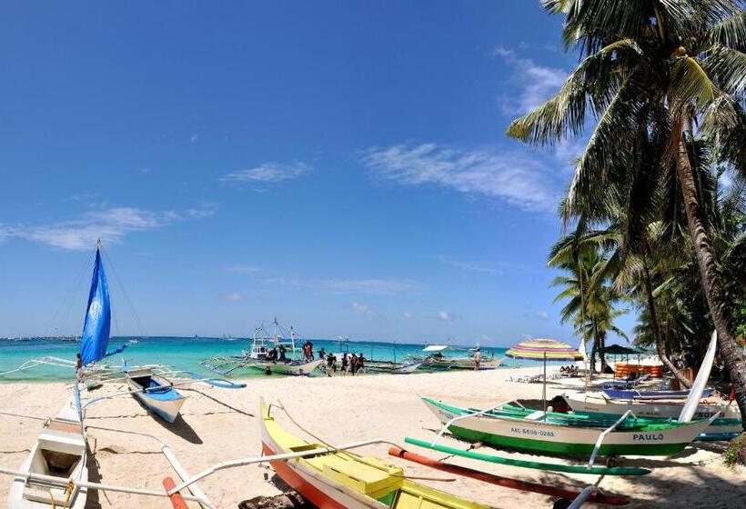 Hotel Divegurus Boracay Beach Resort