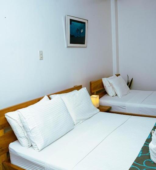 Hotel Divegurus Boracay Beach Resort