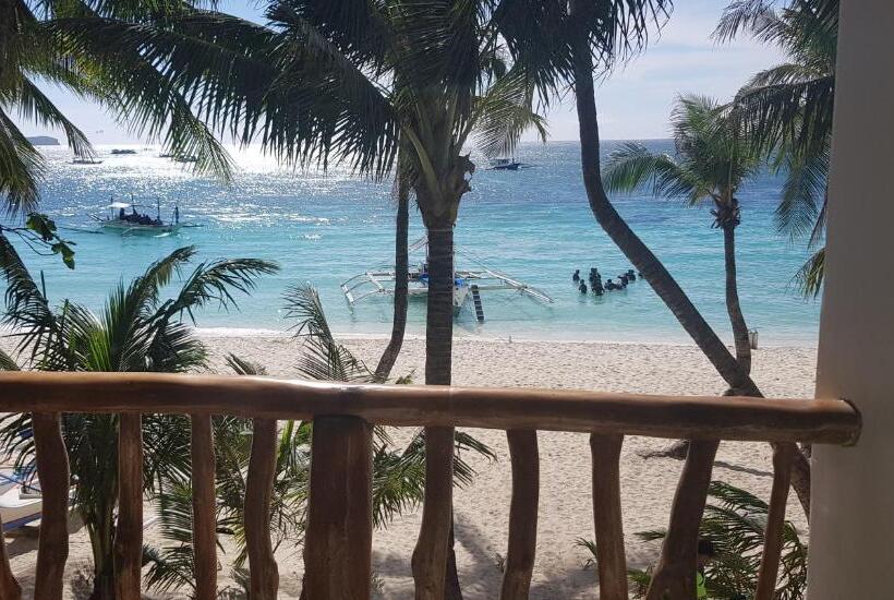 Hotel Divegurus Boracay Beach Resort