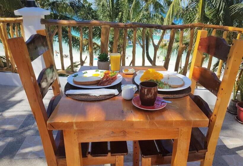 Hotel Divegurus Boracay Beach Resort