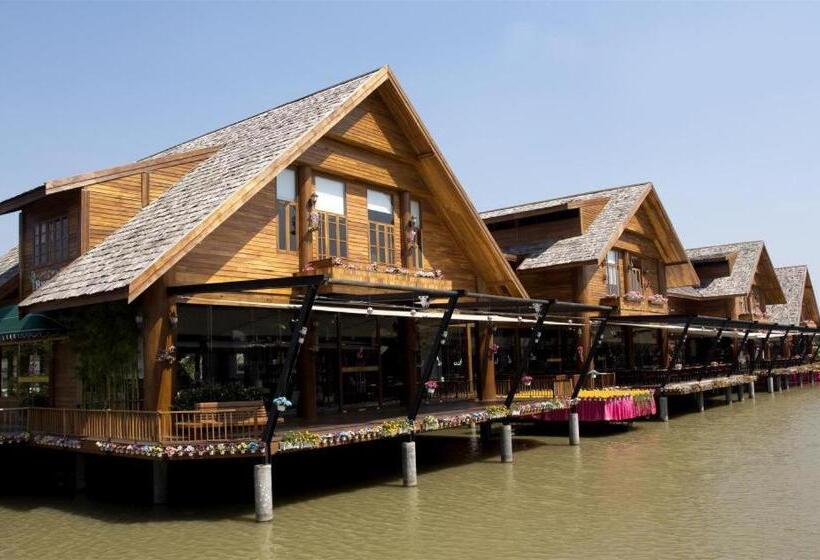 Отель Ease Jomtien Pattaya