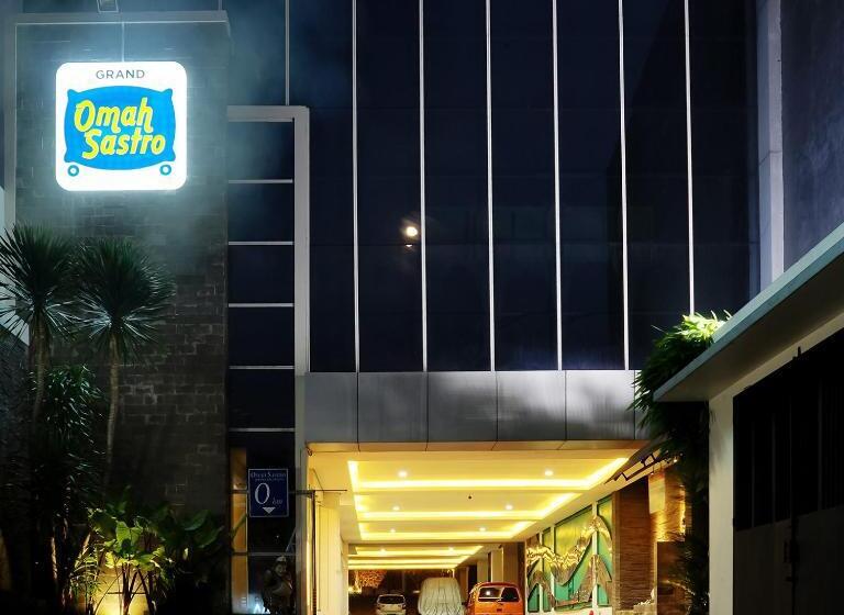 Sans Hotel Grand Omah Sastro