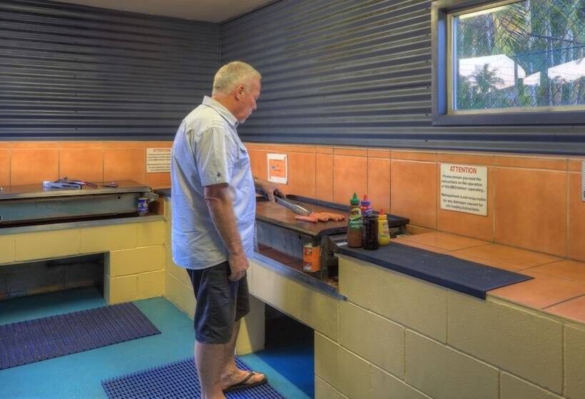 هتل Grange Resort Hervey Bay