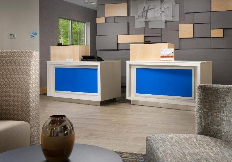 호텔 Holiday Inn Express & Suites By Ihg Altoona, An Ihg