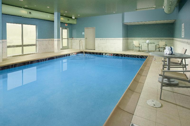 호텔 Holiday Inn Express & Suites By Ihg Altoona, An Ihg