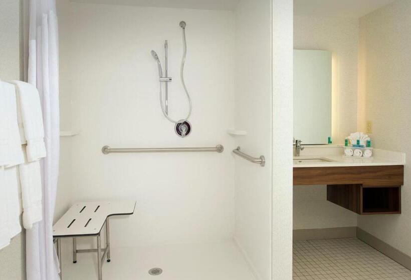 호텔 Holiday Inn Express & Suites By Ihg Altoona, An Ihg