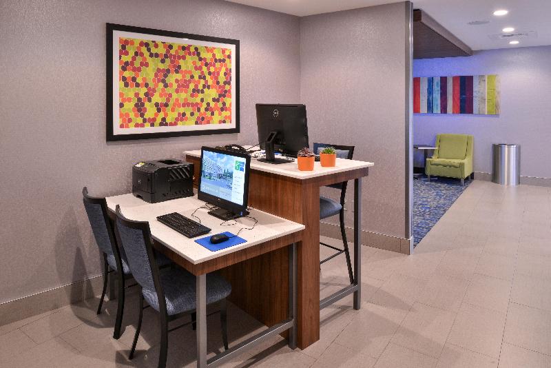 בית מלון כפרי Holiday Inn Express And Suites Bryant   Benton Area, An Ihg