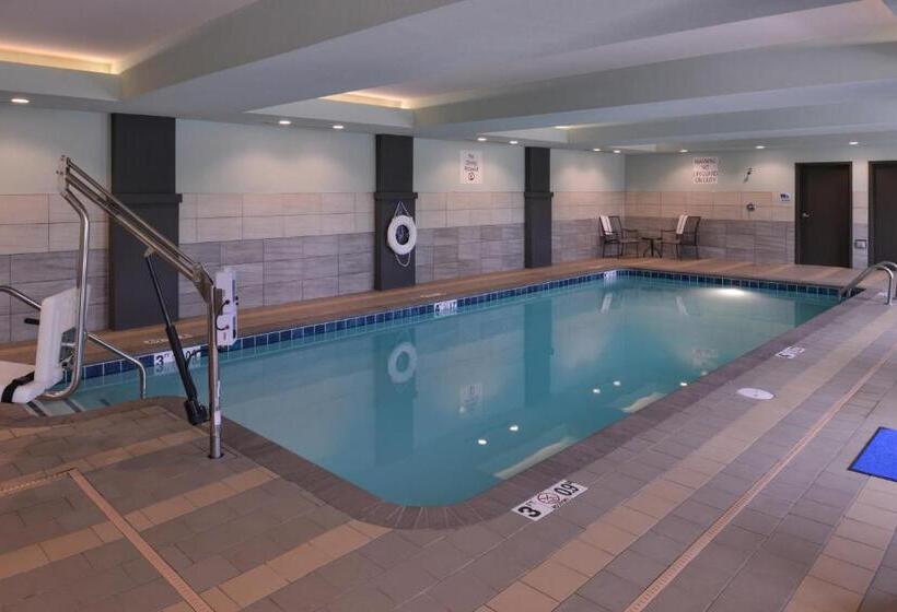 בית מלון כפרי Holiday Inn Express And Suites Bryant   Benton Area, An Ihg