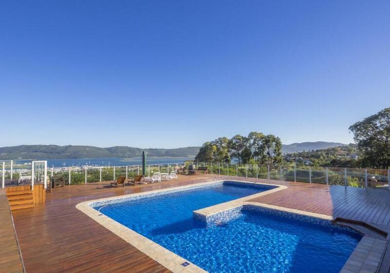 هتل Issaquena Heights Boutique