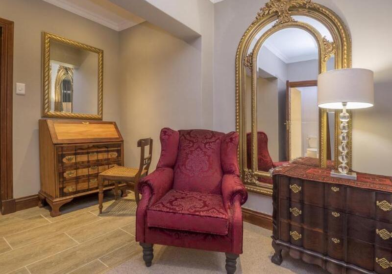 هتل Issaquena Heights Boutique