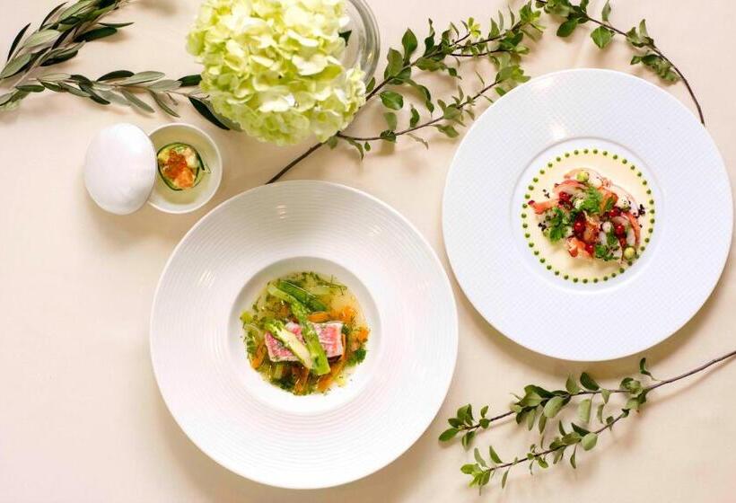 Отель Karuizawa Elegance