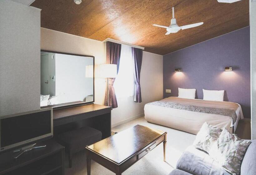 Отель Karuizawa Elegance