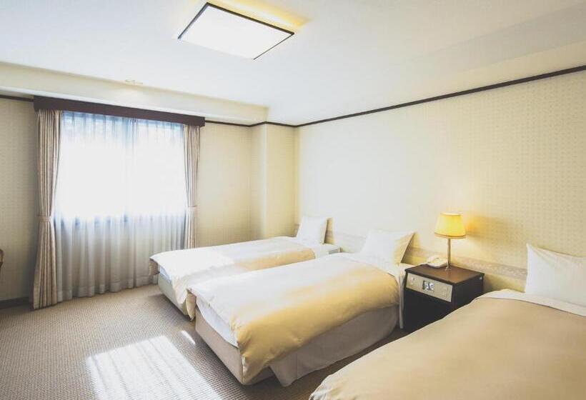 Отель Karuizawa Elegance