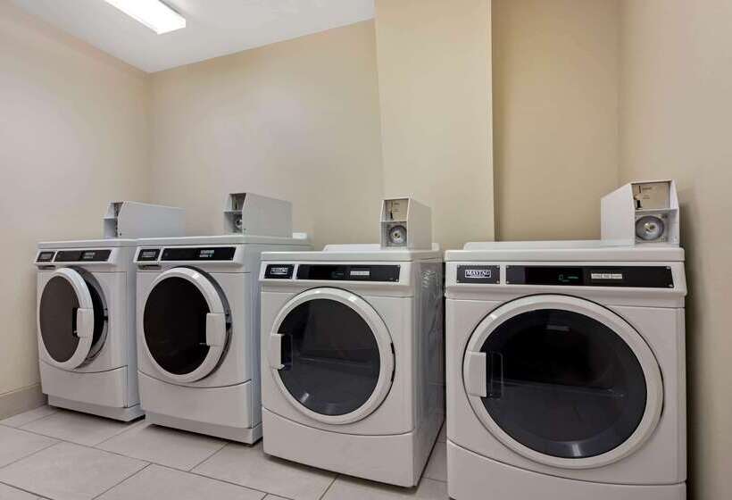 ホテル La Quinta By Wyndham Morgan Hill San Jose South