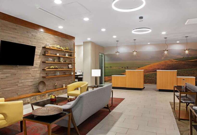 ホテル La Quinta By Wyndham Morgan Hill San Jose South