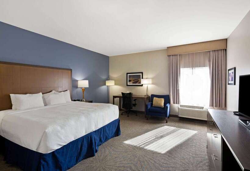 Отель La Quinta By Wyndham Morgan Hill San Jose South