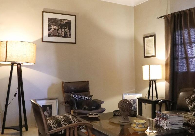 هتل Le Petit Hôtel Du Flouka