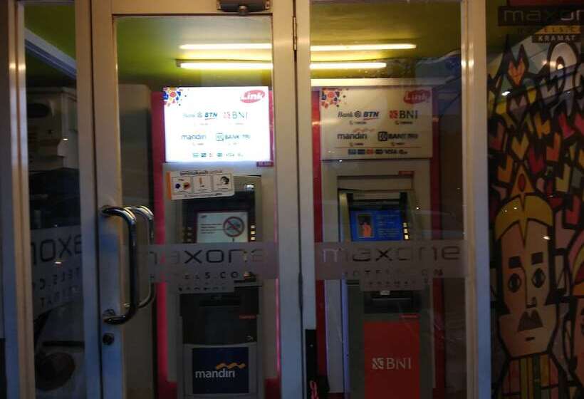 Maxonehotels.com At Kramat