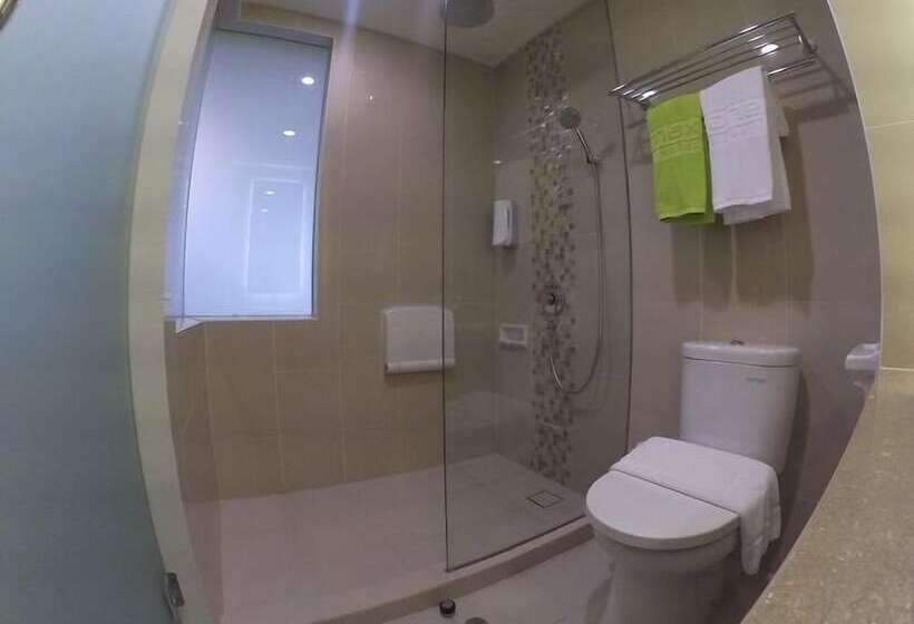 Maxonehotels.com At Kramat