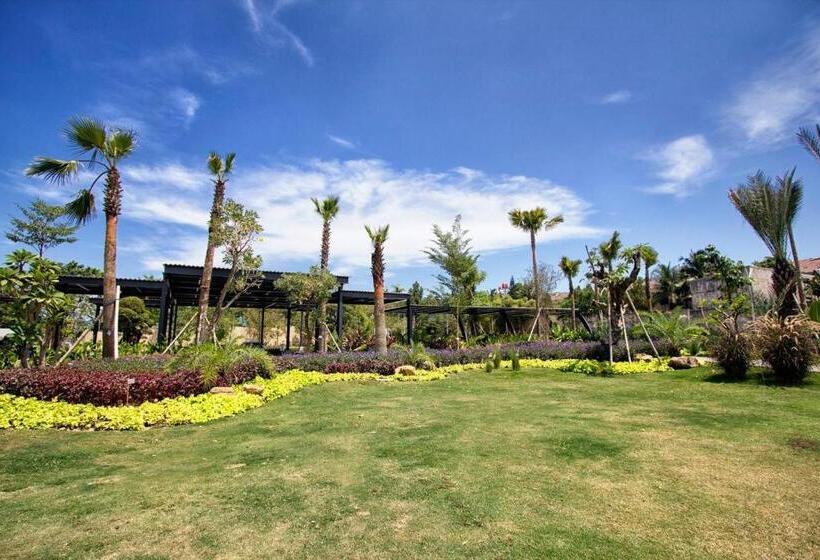 Maxonehotels.com Resort Makassar